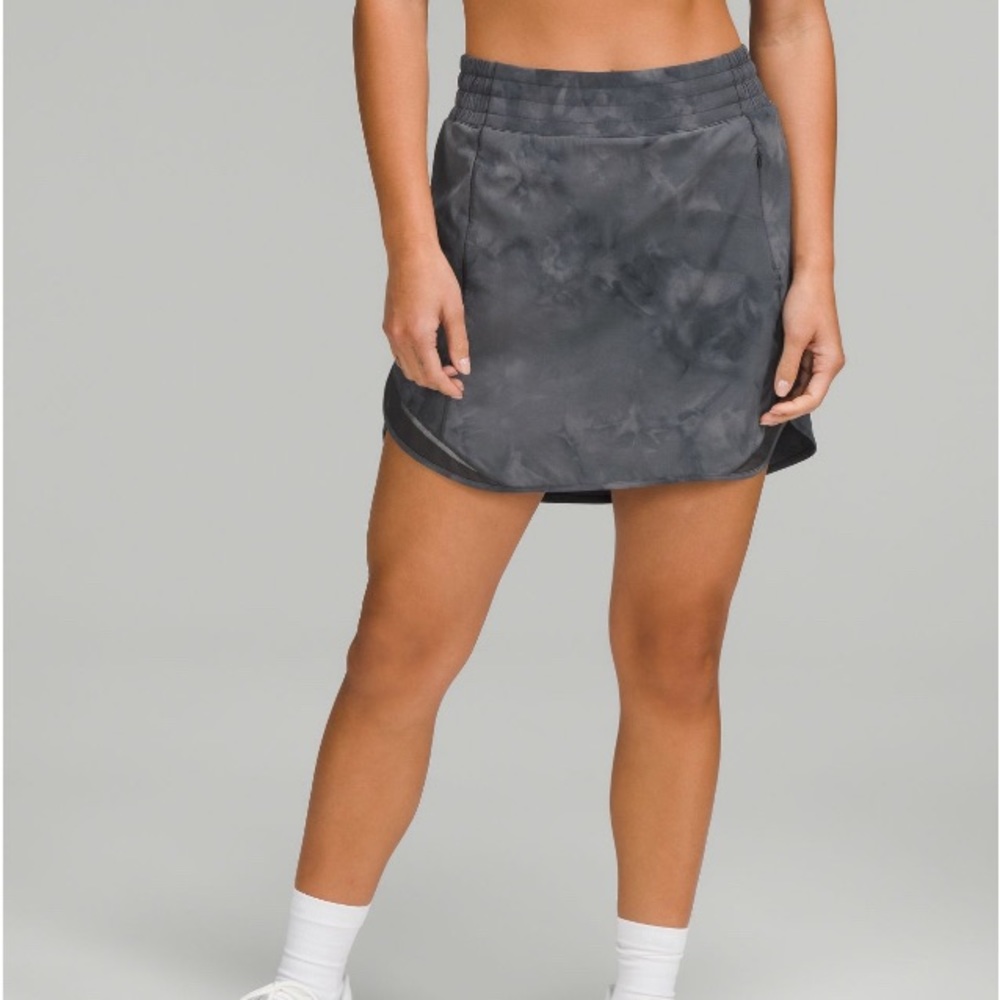 LULULEMON HOTTY HOT TENNIS SKIRT